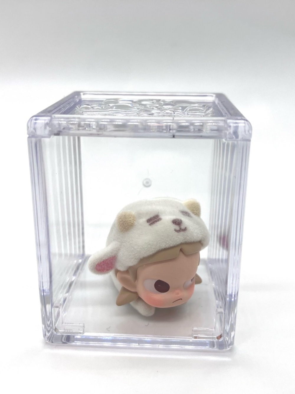 Pop Mart POP BEAN Pajama Party ZSIGA Lamb in Acrylic Case